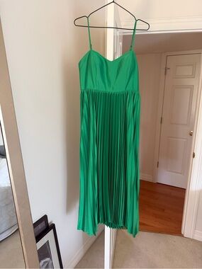 Nicole Miller Green Pleated Midi Dress with Spaghetti Straps